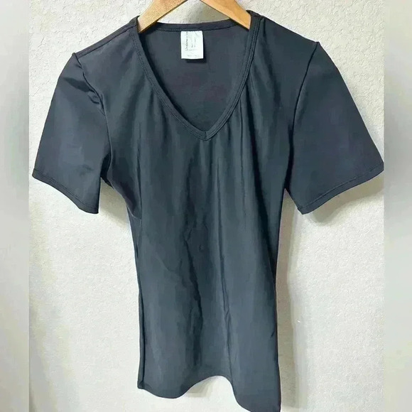Womens Underworks Black V-Neck Shapewear T-Shirt Size Large - Picture 1 of 3